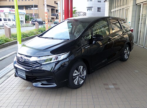 Honda Shuttle for hire in Sri Lanka