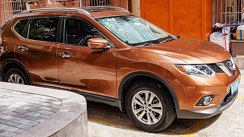 Nissan X-Trail for hire in Sri Lanka