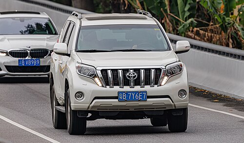 Toyota Land Cruiser Prado for hire in Sri Lanka