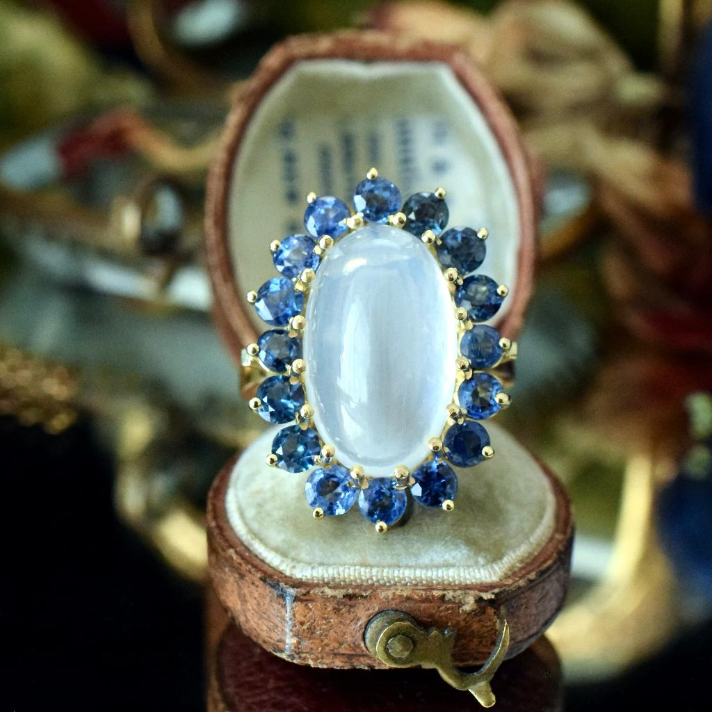 Gemstones & Jewellery — Sri Lanka souvenir shopping with Roveo Tours
